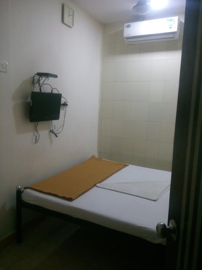 Hotel Saim Palace Mumbai Luaran gambar